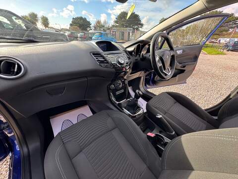 Ford Fiesta T EcoBoost Titanium - U1517