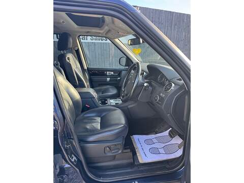 Land Rover Discovery 4 SD V6 HSE - U1523