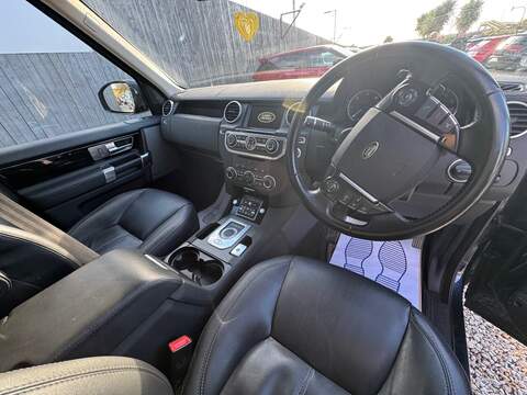 Land Rover Discovery 4 SD V6 HSE - U1523