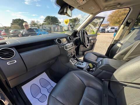 Land Rover Discovery 4 SD V6 HSE - U1523