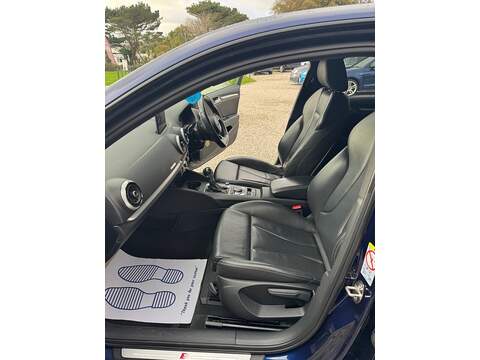 Audi S3 TFSI Black Edition - U1525