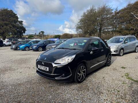 DS AUTOMOBILES DS 3 PureTech Connected Chic - U1527