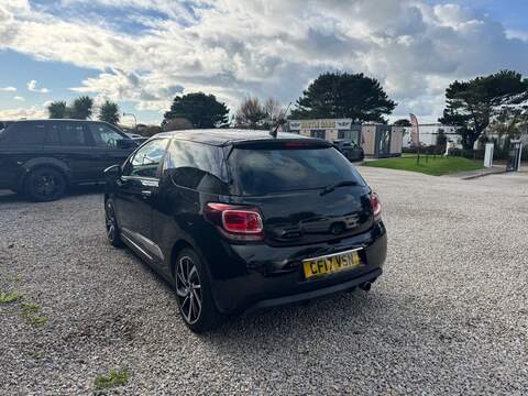 DS AUTOMOBILES DS 3 PureTech Connected Chic - U1527