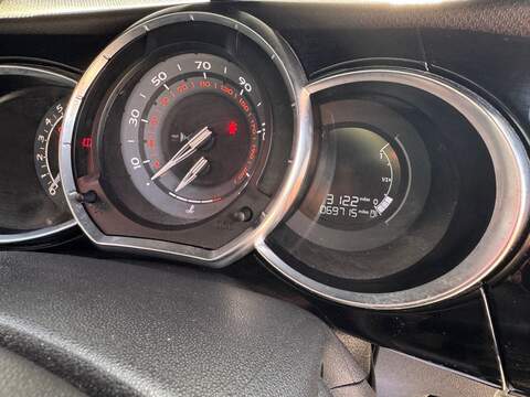 DS AUTOMOBILES DS 3 PureTech Connected Chic - U1527