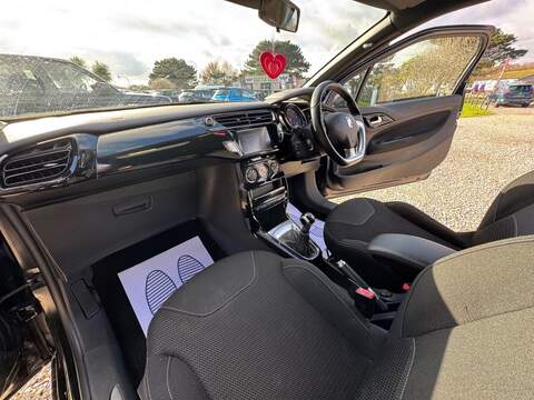 DS AUTOMOBILES DS 3 PureTech Connected Chic - U1527