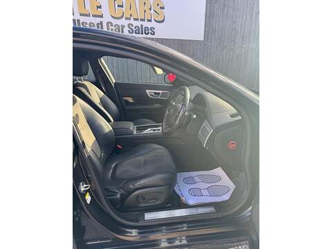 Jaguar XF d R-Sport - U1528