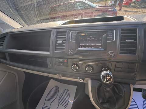 Volkswagen Transporter TDI T28 BlueMotion Tech Highline - U1532