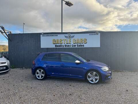 Volkswagen Golf TSI BlueMotion Tech R - U1534