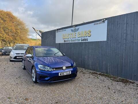 Volkswagen Golf TSI BlueMotion Tech R - U1534