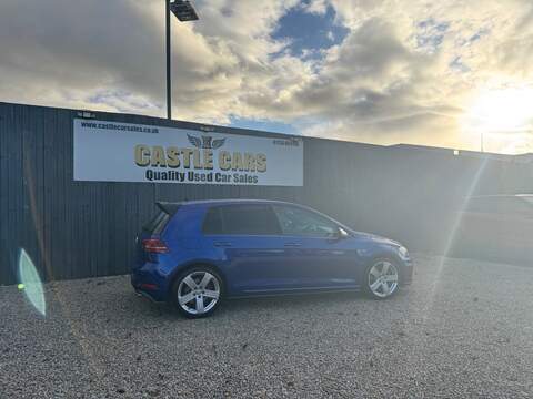 Volkswagen Golf TSI BlueMotion Tech R - U1534