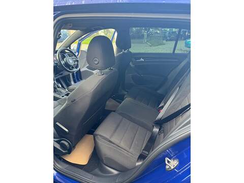 Volkswagen Golf TSI BlueMotion Tech R - U1534