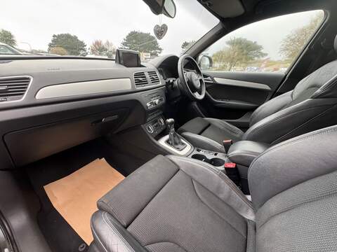 Audi Q3 TDI S line - U1541