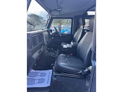 Land Rover Defender 90 TD5 XS - U1542