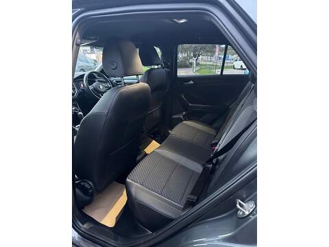 Volkswagen T-Roc TDI EVO R-Line - U1544