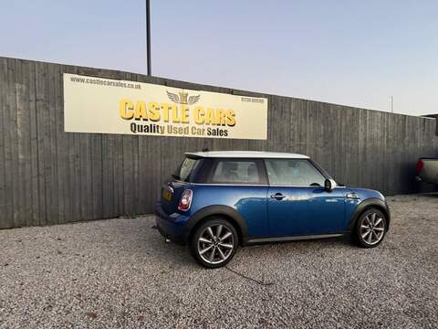 MINI Hatch Cooper London 2012 - U1548