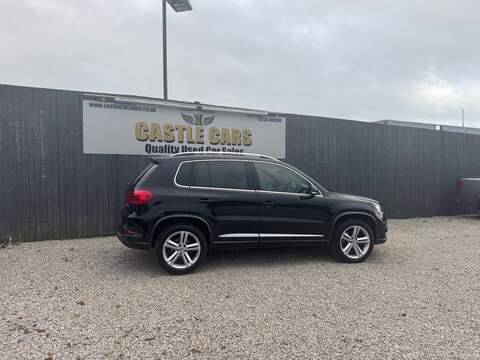 Volkswagen Tiguan TDI BlueMotion Tech R-Line - U1550