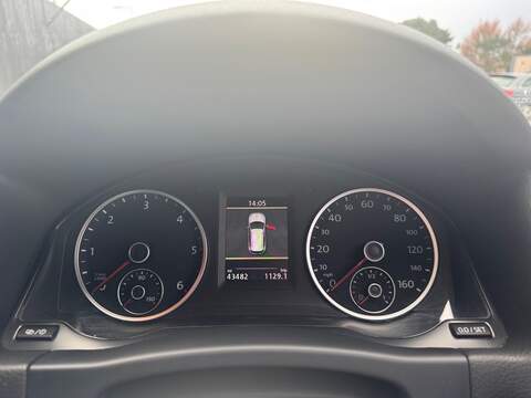 Volkswagen Tiguan TDI BlueMotion Tech R-Line - U1550
