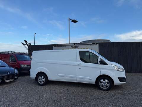 Ford Transit Custom 2.0 TDI T28 BlueMotion Tech Highline Panel Van 5dr Diesel Manual FWD SWB Euro 6 (s/s) (102 ps)