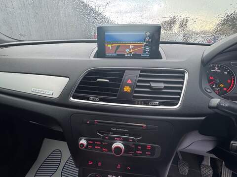 Audi Q3 TDI S line Plus - U1554