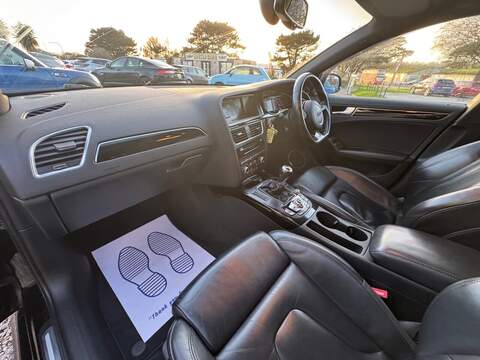 Audi A4 Avant TDI Black Edition Plus - U1555