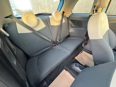 Fiat 500 Lounge - U1559