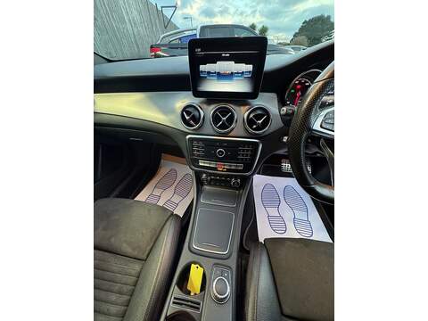 Mercedes-Benz GLA GLA200d AMG Line - U1564