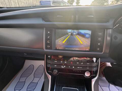 Jaguar XF d V6 S - U1565