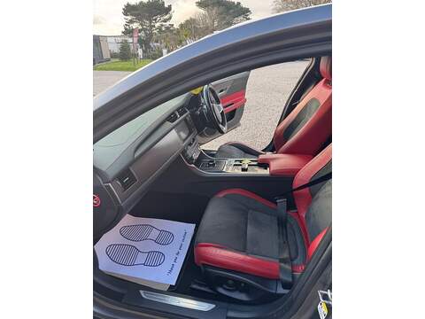 Jaguar XF d V6 S - U1565
