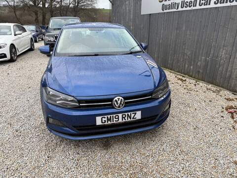 Volkswagen Polo EVO SE - U1570