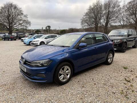 Volkswagen Polo EVO SE - U1570