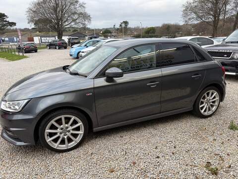 Audi A1 TDI S line - U1571