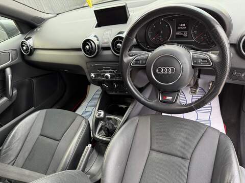 Audi A1 TDI S line - U1571