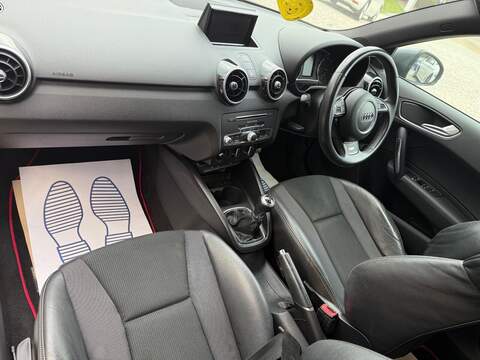 Audi A1 TDI S line - U1571
