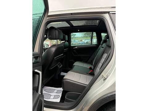 Volkswagen Tiguan TDI R-Line - U1575