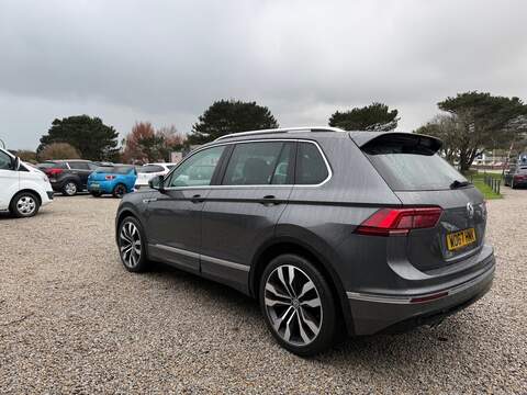 Volkswagen Tiguan TDI R-Line - U1581