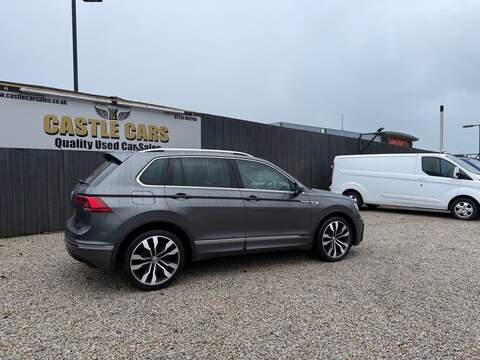 Volkswagen Tiguan TDI R-Line - U1581