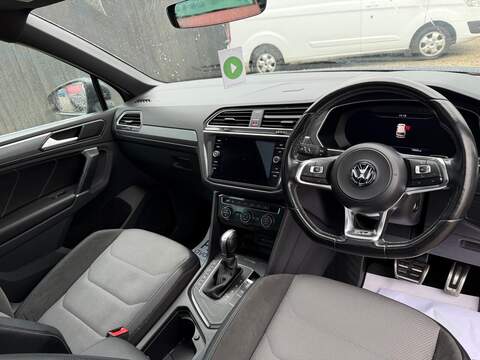 Volkswagen Tiguan TDI R-Line - U1581