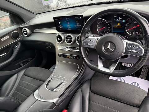 Mercedes-Benz GLC GLC220d AMG Line - U1582