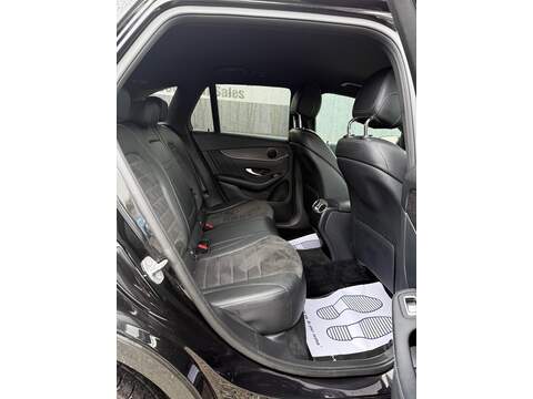 Mercedes-Benz GLC GLC220d AMG Line - U1582