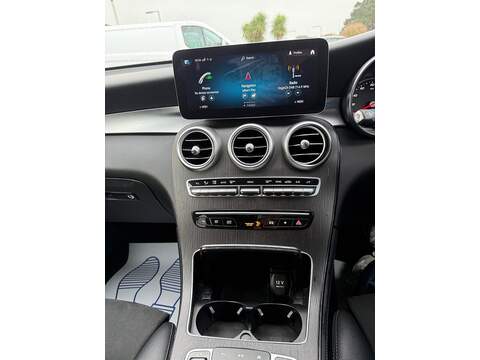 Mercedes-Benz GLC GLC220d AMG Line - U1582