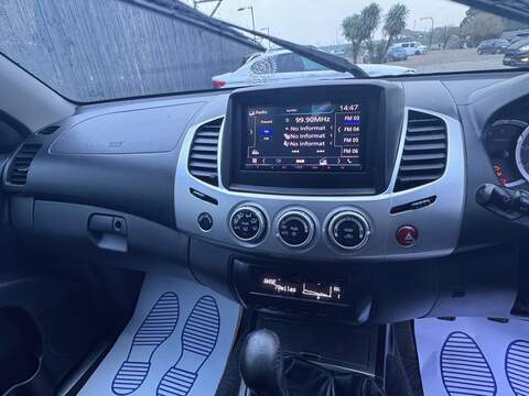 Mitsubishi L200 DI-D Barbarian - U1585