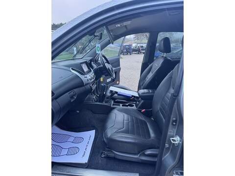 Mitsubishi L200 DI-D Barbarian - U1585