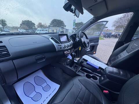 Mitsubishi L200 DI-D Barbarian - U1585