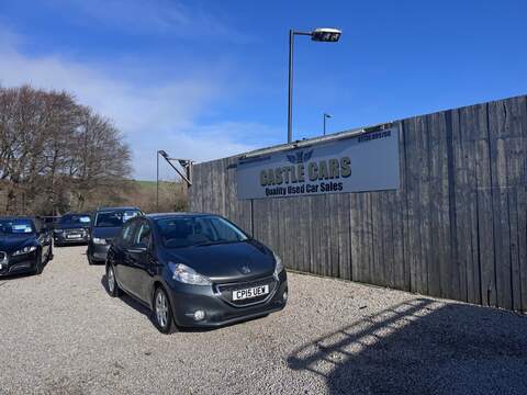 Peugeot 208 VTi PureTech Active - U1592