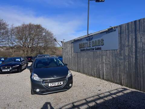 Peugeot 208 VTi PureTech Active - U1592