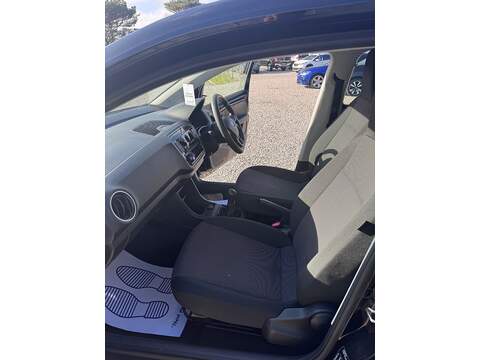 Volkswagen up! Take up! - U1597