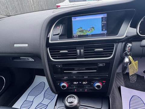 Audi A5 TDI Black Edition Plus - U1599