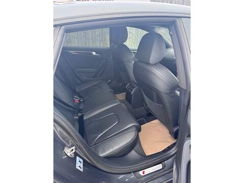 Audi A5 TDI Black Edition Plus - U1599