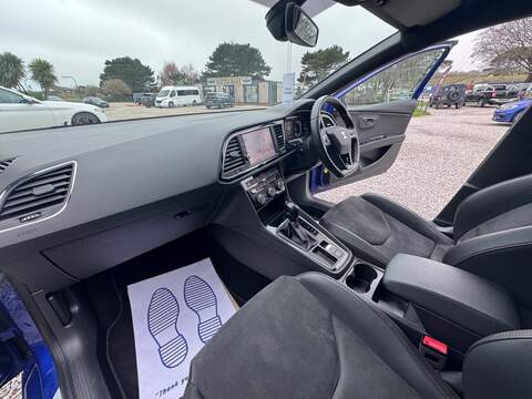 SEAT Leon TDI FR Black Edition - U1602