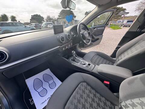 Audi A3 TFSI SE - U1615
